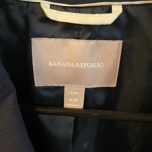 Banana Republic Black Blazer - Size 10